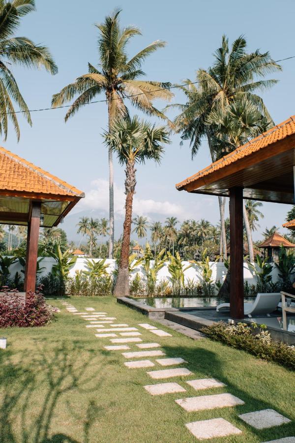 Villa Uhaina Amed Exterior foto